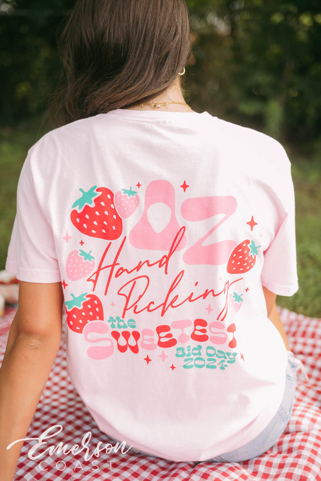 DZ Hand Picking The Sweetest Bid Day Pocket Tee