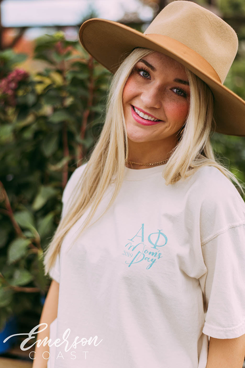 Alpha Phi Vibrant Moms Day Tee