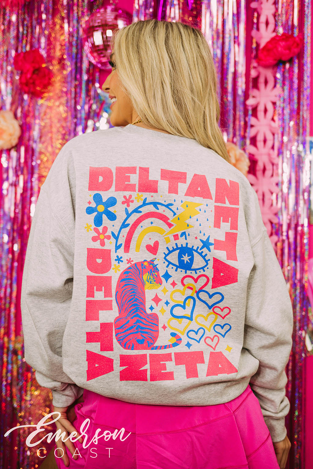 Delta Zeta PR Graphic Art Pullover