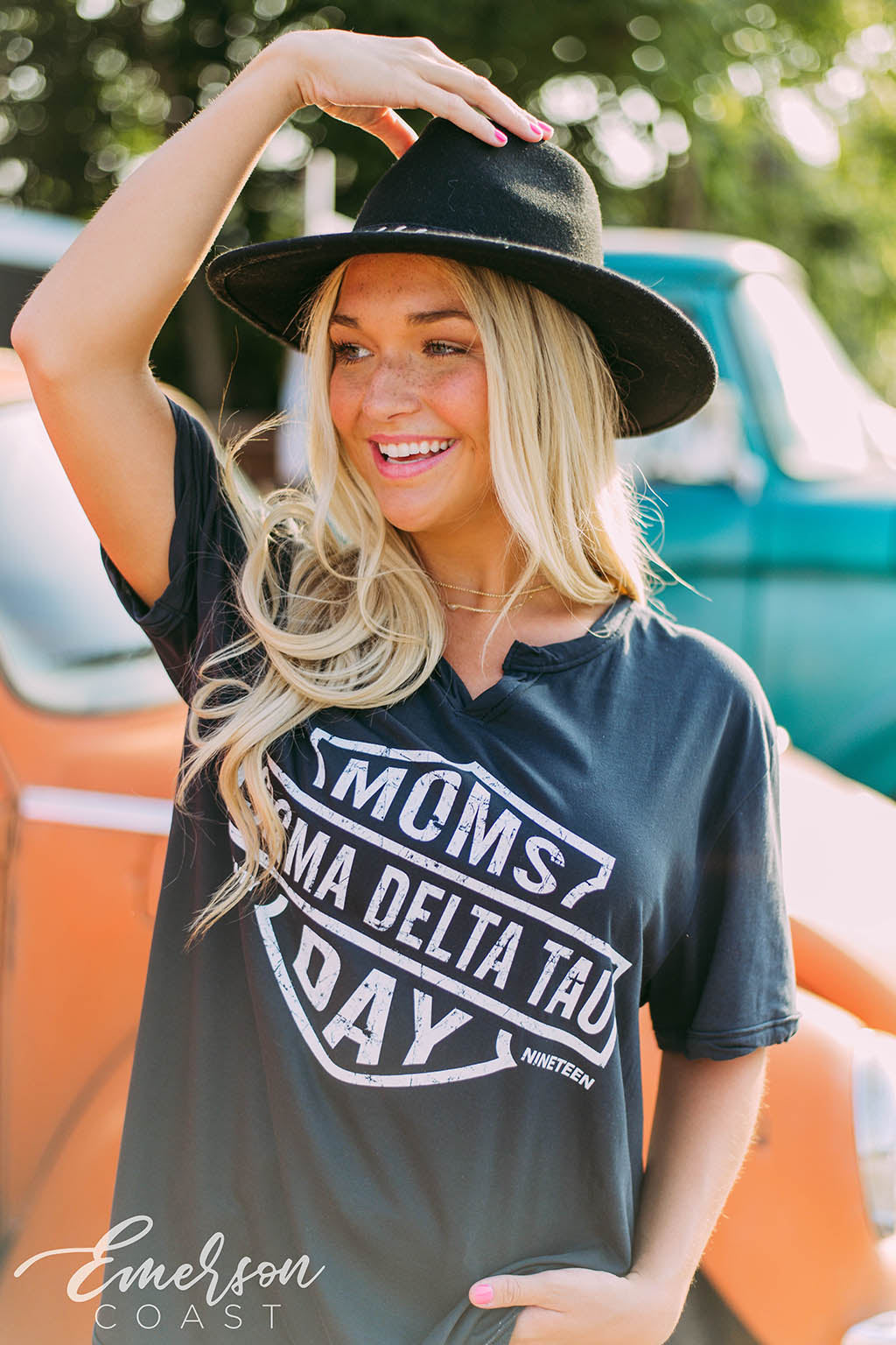 Sigma Delta Tau Moms Day Notch Tee
