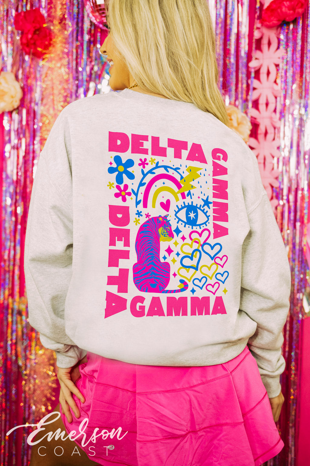Delta Gamma Graphic Art Pullover