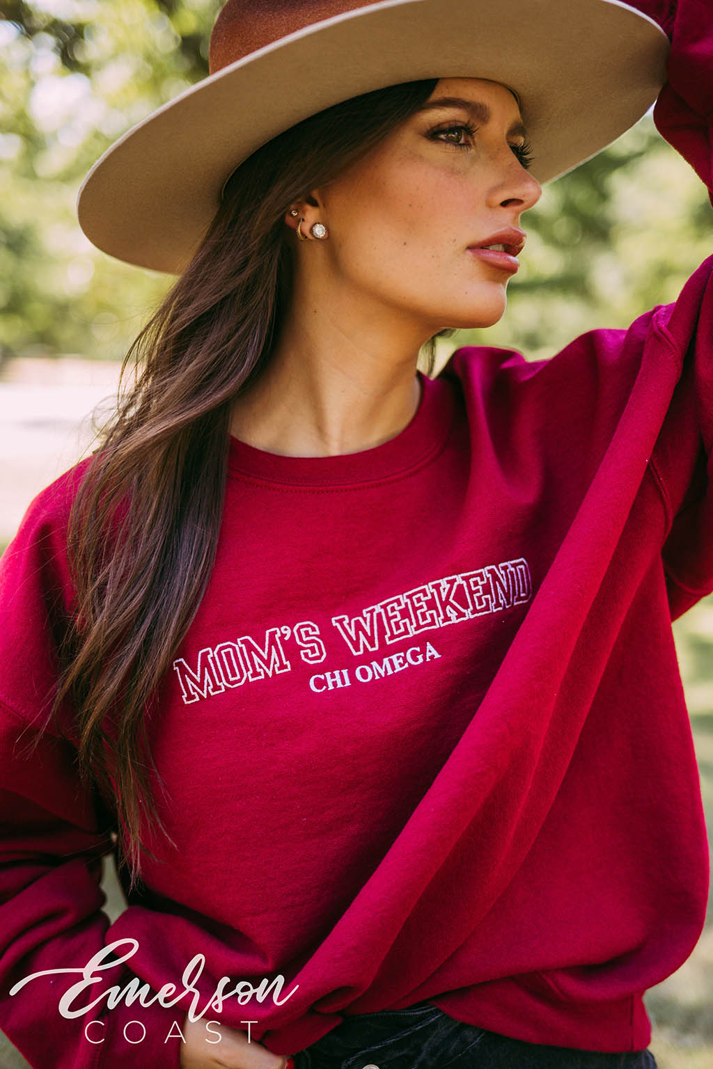 Chi Omega Mom's Weekend Outline Crewneck