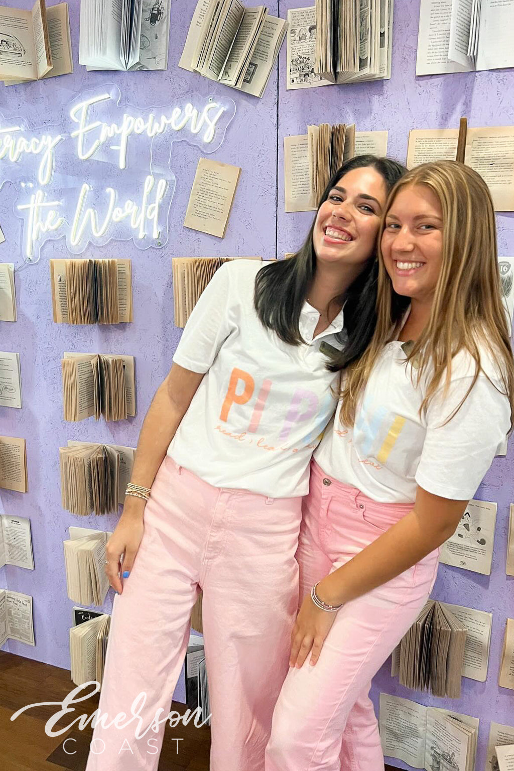 Pi Beta Phi University of Tennessee Read Lead Achieve White Henley