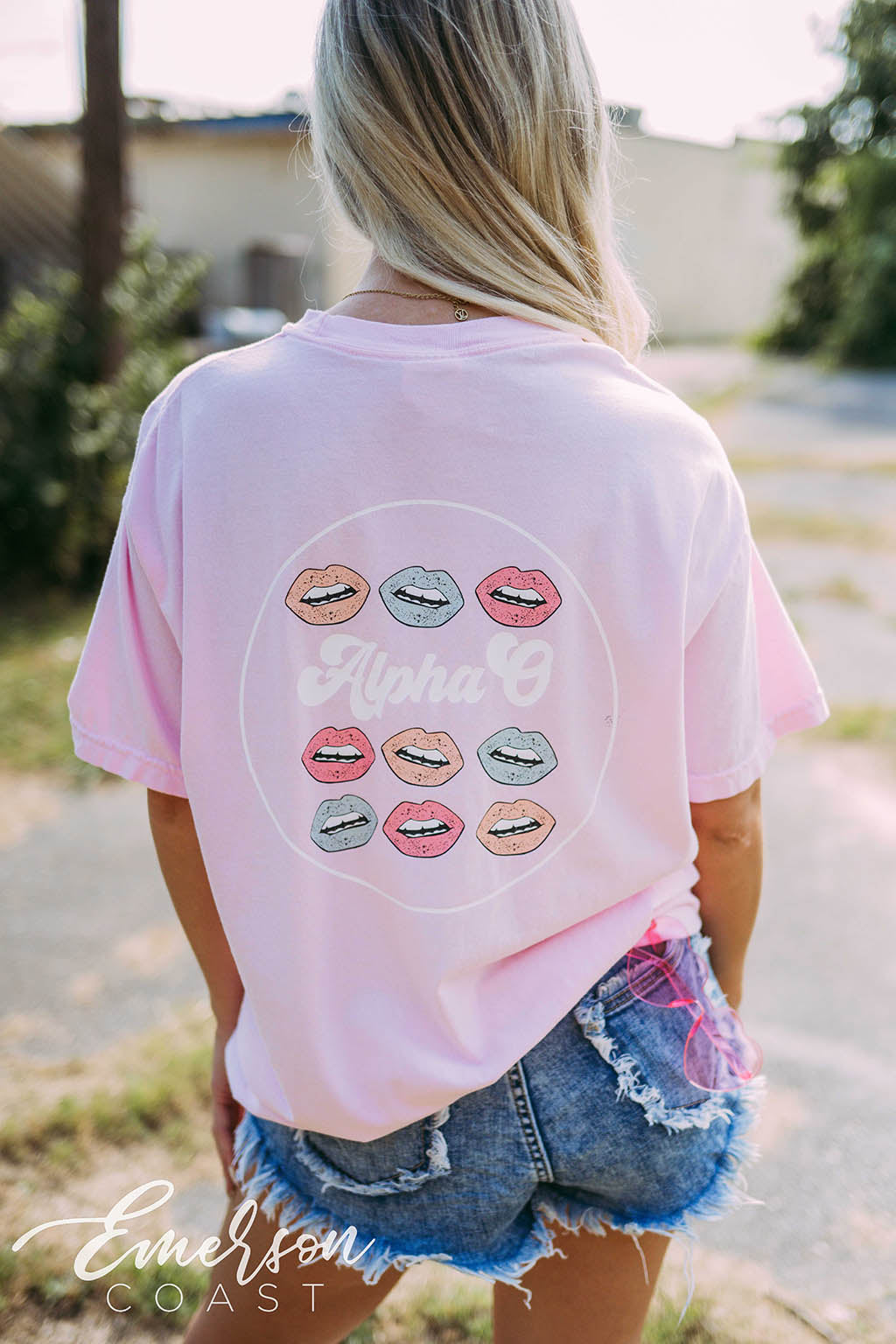 Alpha O PR Colorful Lips Tee