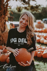 Sigma Delta Tau Trick or Treat Tee