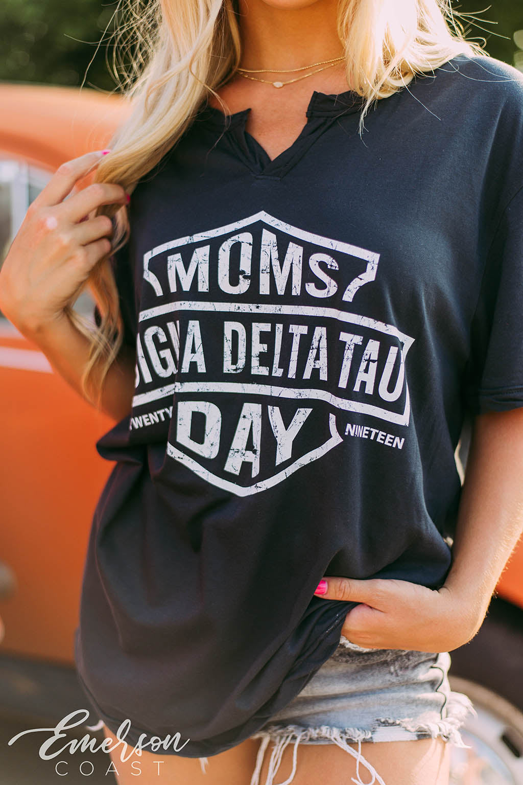 Sigma Delta Tau Moms Day Notch Tee